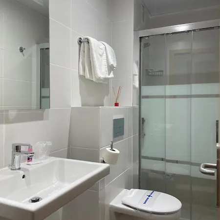 Morell Hotell *