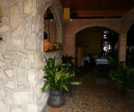 Morell Hotel *